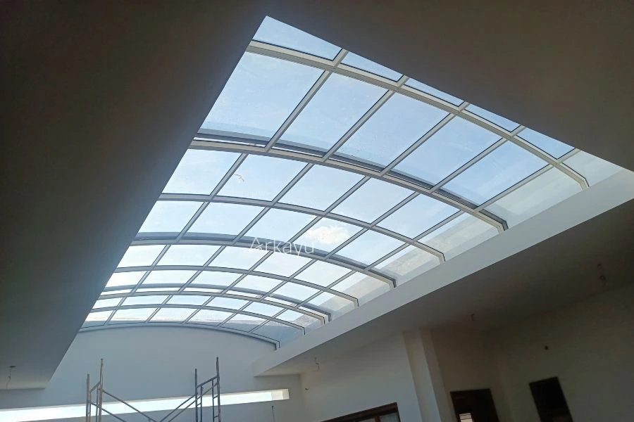 Arkayu-polycarbonate-retractable-roof