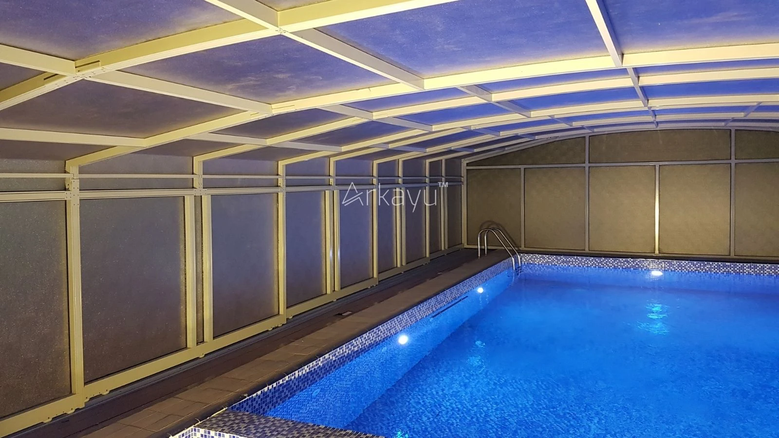 Arkayu swimming pool retractable enclosure