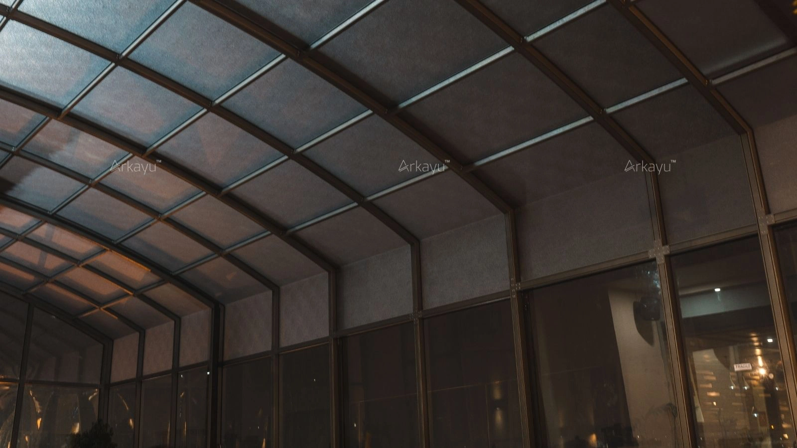 Arkayu Patio Retractable Roof Enclosure