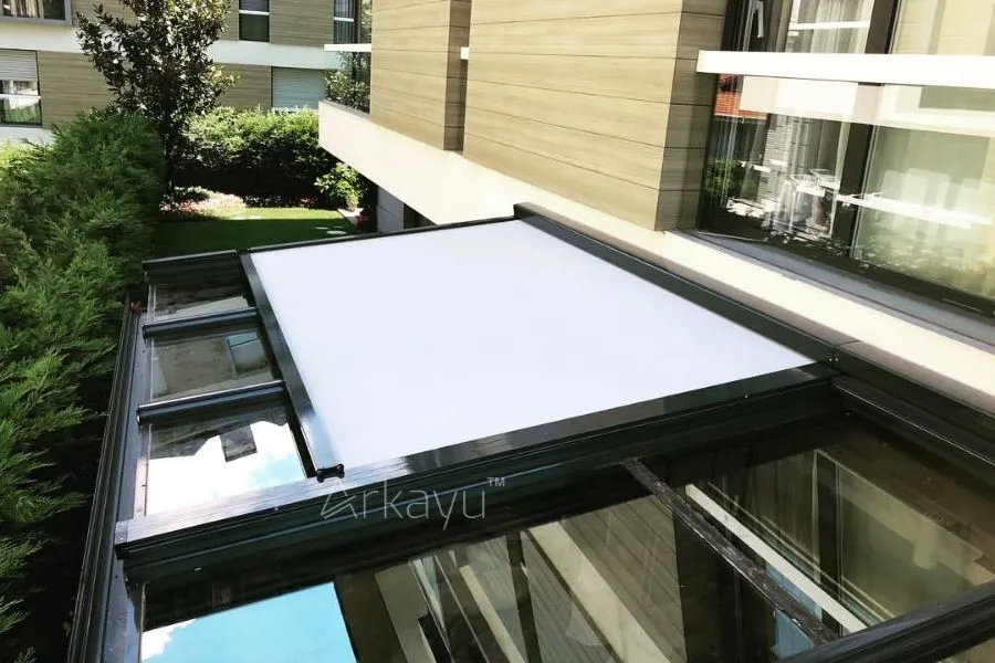 skyzip-fabric-retractable-roof-arkayu