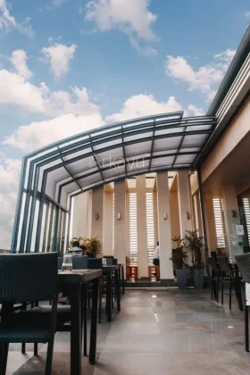 Arkayu Patio Retractable Roof Enclosure