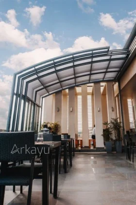 Arkayu patio retractable enclosure for rooftop restaurant in India 17